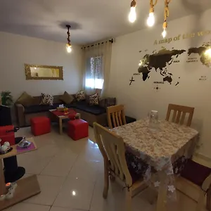 Appartement Superbe Au Rez-de-chaussée Avec Clim Mobile,parking Et Wifi Gratuit, Casablanca